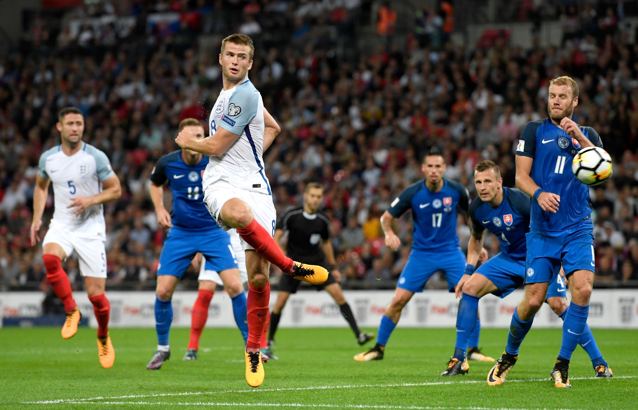 冠军是为球 冠军是为球