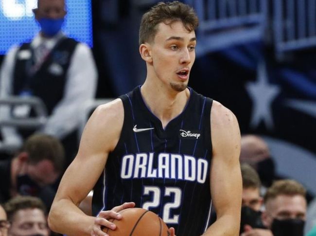 已经摆在眼